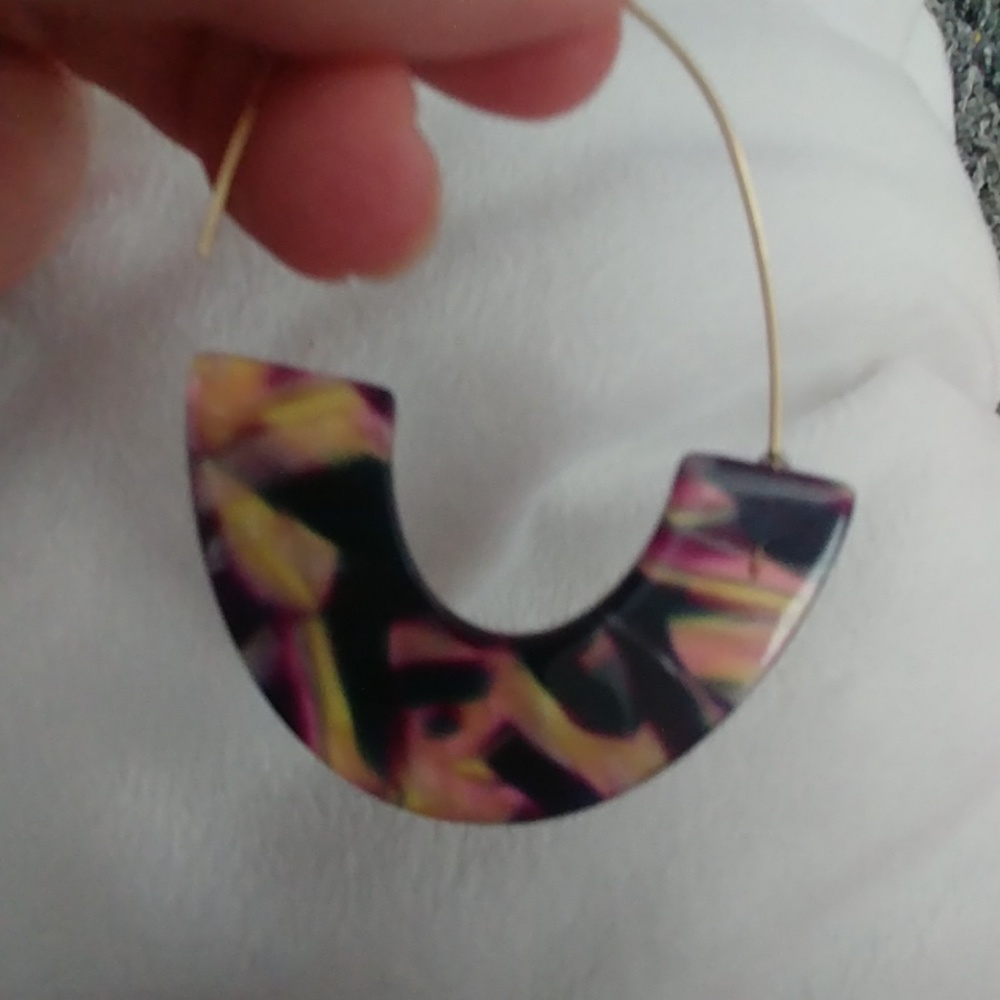 🌟Host Pick🌟Multi Color Acrylic Hook Earrings - Picture 6 of 7